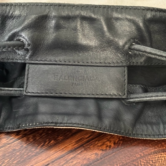 Balenciaga Canvas & Leather Drawstring Bucket Bag with Pouch – Preloved - Picture 14 of 14